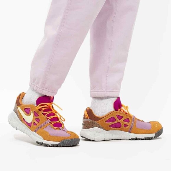 New Nike Mens Free Terra Vista Next Nature Sneakers main image 3